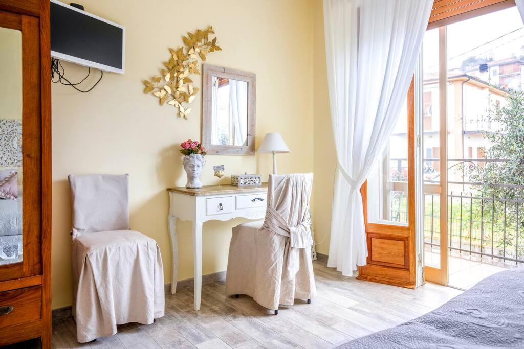 Annali Casa Vacanze - Shabby Style Nella Natura La Spezia Exteriör bild