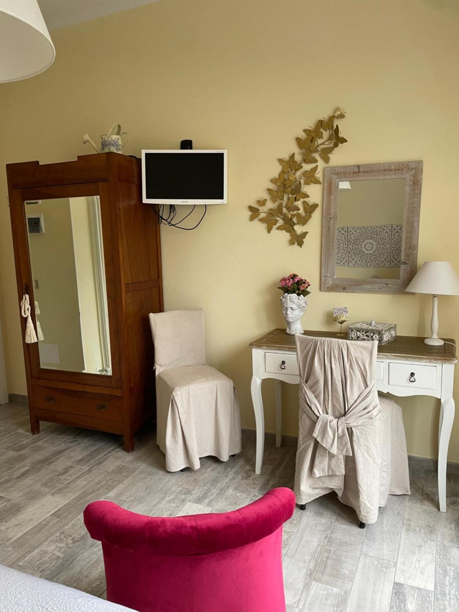 Annali Casa Vacanze - Shabby Style Nella Natura La Spezia Exteriör bild